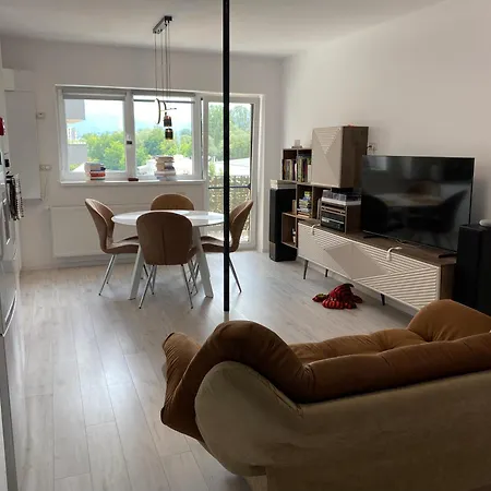Sunshine Palais Apartment *
